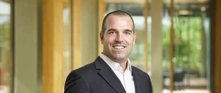 Portraitfoto von Rolf Schwyter