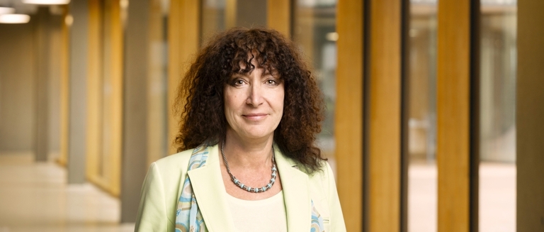 Portraitfoto von Kerstin Lücker